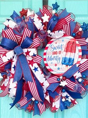 Patriotic Red, White & Blue Holiday Wreath - Sweet Land of Liberty